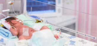Bebeluș mort, la două zile după ce a fost născut prin cezariană. Mama se afla la prima sarcină, după 20 de ani de încercări