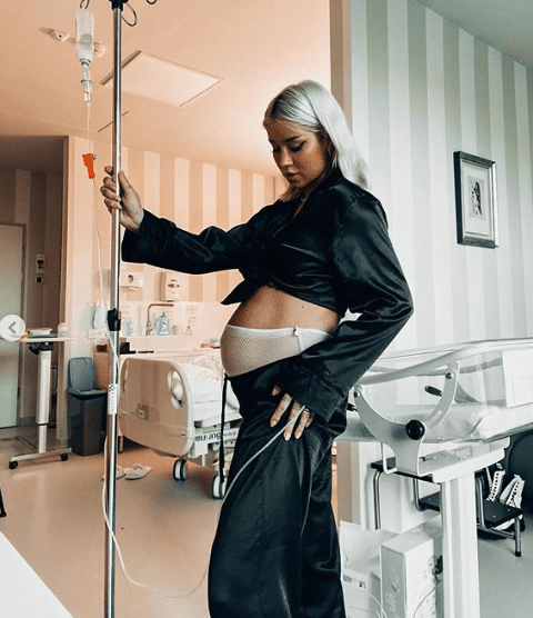 Alina Ceușan: „Am vrut să vedeți fotografii reale. Așa arată corpul meu la două zile după ce-am născut!” | Demamici.ro