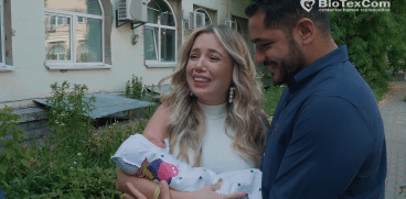 După 8 ani de sarcini pierdute și multe lacrimi, a devenit mămică! Cum a fost ziua în care și-a strâns pentru prima dată fiica la piept VIDEO emoționant | Demamici.ro