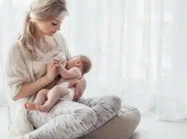 Accesoriile de care ai nevoie atunci când alăptezi | Demamici.ro