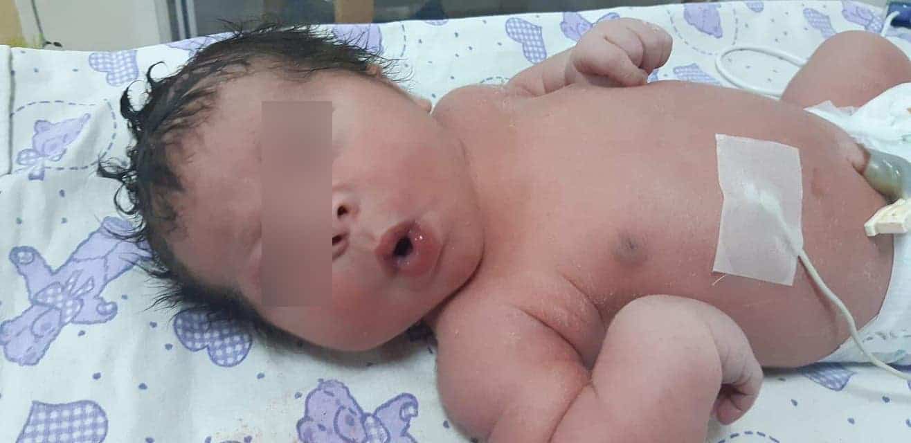 O mămică de 29 de ani a murit la câteva ore după ce-a născut un băiețel: „Au fost 7 ore de chin!” | Demamici.ro