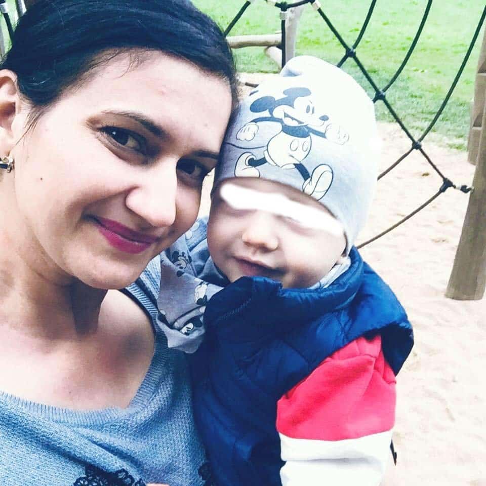 O tânără mămică, medic în Germania, ucisă pe stradă când se întorcea acasă după schimbul de noapte. Elena Silvia a lăsat un copilaș de 2 ani în urmă