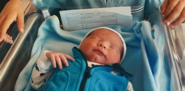 O fată de 14 ani, dusă la spital de părinți pentru dureri lombare, a născut. Nașterea s-a declanșat spontan | Demamici.ro