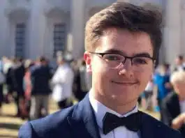 Jos pălăria! Licean din Ploiești, medaliat olimpic, acceptat de prestigioasa Universitate Harvard | Demamici.ro