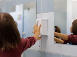 O fetiță de 4 ani din Capitală a leșinat la grădiniță după ce ar fi mâncat săpun | Demamici.ro