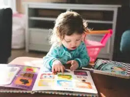 Cum alegi cartea potrivită pentru copilul tău în funcție de vârstă | Demamici.ro