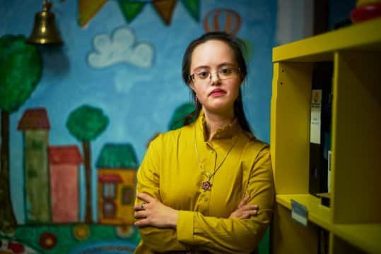 Fata cu sindromul Down din Constanța a devenit terapeut pentru copii cu autism: "E o speranță pentru fiecare părinte"