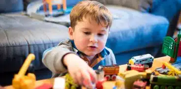 Nu-i mai cumpăra orice jucărie. Un studiu explică de ce are nevoie, de fapt, copilul pentru a fi fericit și inteligent | Demamici.ro