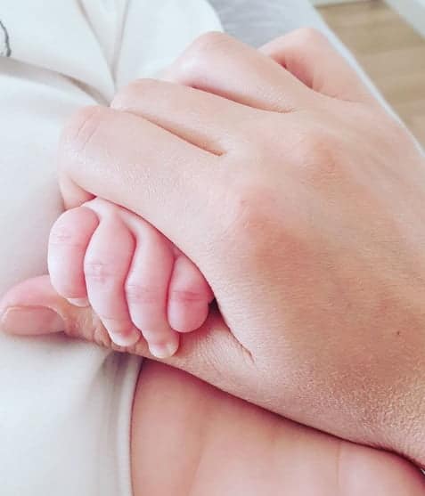 Ramona Pauleanu, de 6 luni alături de gemenii ei născuți prematur: ”Sper doar ca de primul lor Crăciun să îi am acasă pe amândoi"