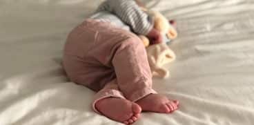 Asocierile de somn, obiectele sau acțiunile care ajută bebelușul să adoarmă. Cum știm care este asocierea de somn a bebelușului nostru | Demamici.ro