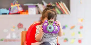 Idei de activități pentru zilele de răceală ale celui mic. Sfaturi care alungă plictiseala și vă ajută să petreceți timp de calitate împreună | Demamici.ro