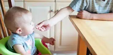 Alimente cu risc de înec. Ce să eviți, dar și ce trebuie să faci în cazul unui pericol | Demamici.ro