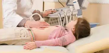 Ecografia abdominală la bebeluși și copii. Lucruri pe care trebuie să le știi despre investigație | Demamici.ro