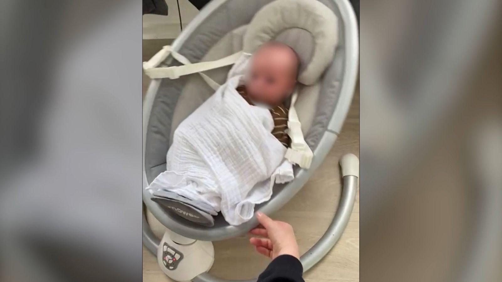 Părinții români, arestaţi în Danemarca după ce bebeluşul lor a ajuns la spital cu hemoragie craniană, suspecți de provocarea sindromului copilului scuturat | Demamici.ro