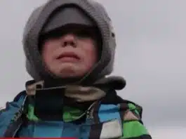 Un băiețel din Ucraina trece granița singur și plânge în hohote VIDEO | Demamici.ro