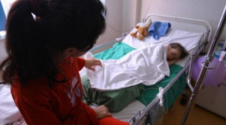 Val de viroze respiratorii și gripă în România. Cei mai afectați sunt copiii. Când trebuie să ajungi de urgență la medic | Demamici.ro