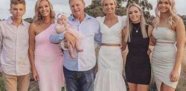 Mamă cu patru adolescenți, din nou însărcinată la 46 de ani: „Aveam simptome de sarcină, dar am crezut că e menopauza” | Demamici.ro