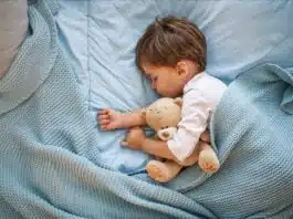 Tulburările de somn la copii: cum se învață somnul liniștit și fără dependență de părinți | Demamici.ro