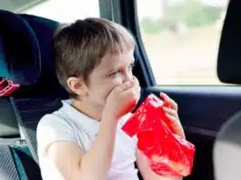 Cum apare răul de mașină la copii? Strategii pentru prevenirea răului de mișcare | Demamici.ro