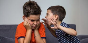 Sfaturi pentru prevenirea comportamentului agresiv la copii. Când ar trebui să apară semne de îngrijorare | Demamici.ro