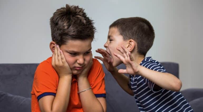 Sfaturi pentru prevenirea comportamentului agresiv la copii. Când ar trebui să apară semne de îngrijorare | Demamici.ro