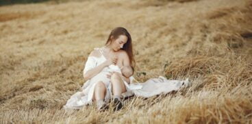 Bebelușii trebuie alăptați până la 6 luni, iar mamele au nevoie de mai mult sprijin | Demamici.ro