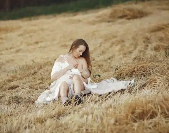 Bebelușii trebuie alăptați până la 6 luni, iar mamele au nevoie de mai mult sprijin | Demamici.ro
