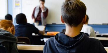 Testare de alfabetizare pentru elevii din clasele a V-a și a IX-a. Proiectul face parte din noua lege a Educației | Demamici.ro