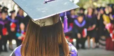 „Școala nu te învață cum e realitatea!” Cum ajung tot mai mulți tineri să urmeze studiile greșite, ca mai apoi să se reprofileze. România, în topul țărilor cu „studenți dezamăgiți”  | Demamici.ro