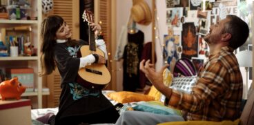 ING Bank lansează ING Young, un pachet inovator: Home’Bank și  card de debit personalizat pentru copiii de până în 18 ani, disponibil 100% online | Demamici.ro