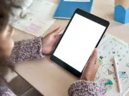 Tichetele educaționale de 500 de lei pentru încă 190.000 de copii vor fi virate pe card până pe 23 decembrie | Demamici.ro