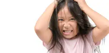 Tricotilomania, smulgerea patologică a părului. Cauze și factori de risc | Demamici.ro