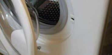 O fetiță de 3 ani a murit după ce-a rămas blocată în mașina de spălat. Părinții serveau cina și și-au dat seama târziu că lipsește | Demamici.ro