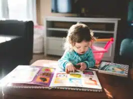 Cum să îi citești copilului tău încât să iubească lectura? | Demamici.ro