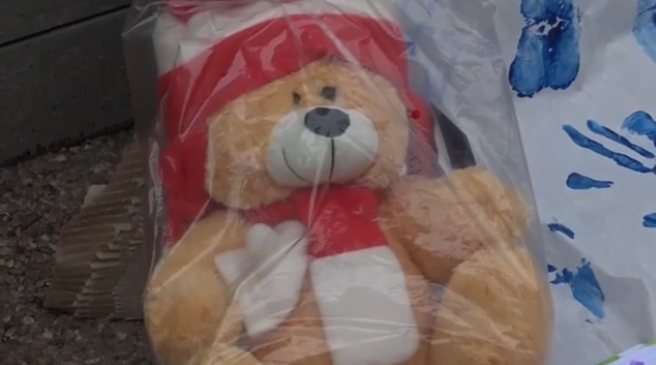 Bullying-ul fură vieți. Surori gemene de 12 ani s-au aruncat împreună de la etajul 3 al unui bloc din Spania | Demamici.ro