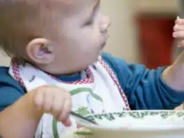 De la ce vârstă poate consuma un copil carne de miel? Sfaturi pentru masa de Paște | Demamici.ro