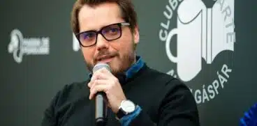 Gáspár György, despre dezvoltarea sănătoasă a copilului. Un copil copleșit de emoții are nevoie de o îmbrățișare, nu de o jucărie | Demamici.ro