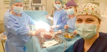 Anca are 35 de ani și a născut de 8 ori prin cezariană | Demamici.ro