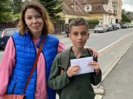 David, un băiat de 13 ani din Sibiu, a donat banii primiți de ziua lui unor copii bolnavi | Demamici.ro