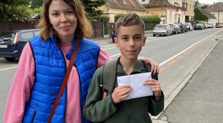 David, un băiat de 13 ani din Sibiu, a donat 3.500 de lei, banii primiți de ziua lui de naștere, unor copii bolnavi
