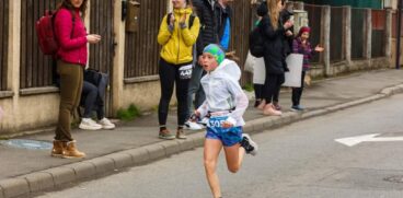 Copilul minune al crosurilor și-a donat premiul maternității unde s-a născut prematur. Emma are 12 ani și este din Cluj | Demamici.ro