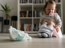 Enterocolita la copii, spaima din concediul la mare. Diareea, vărsăturile și deshidratarea, cele mai îngrijorătoare simptome (P) | Demamici.ro