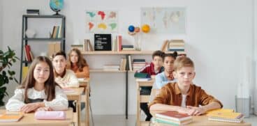 Structura anului școlar 2023-2024. Începerea școlii se apropie cu pași repezi | Demamici.ro