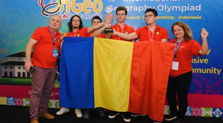 România, pe locul I în lume la Olimpiada Internațională de Geografie. Un grup de elevi români a adus trei medalii de aur acasă