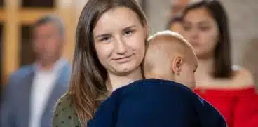 Familia cere daune de peste 7 milioane de euro în cazul Alexandrei Ivanov, tânăra însărcinată care a murit în Maternitatea din Botoșani | Demamici.ro