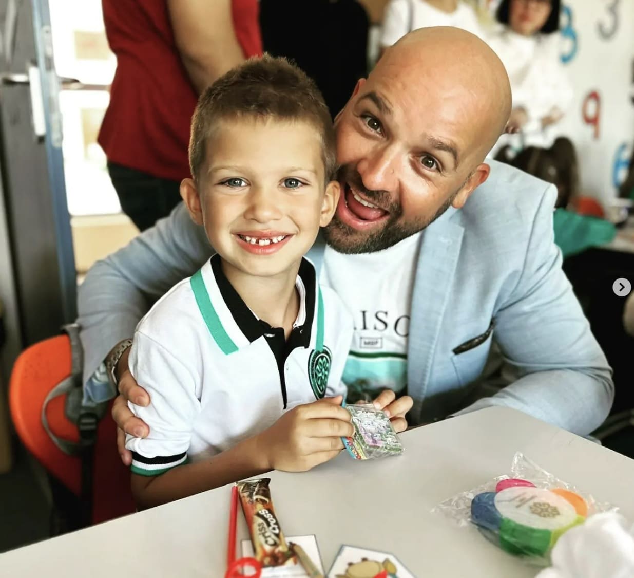 Ce mare s-a făcut fiul lui Andrei Ștefănescu! Ayan a început școala și seamănă leit cu mama lui 