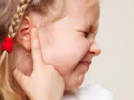 Infecțiile urechii la bebeluși și copii mici | Demamici.ro