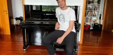 Tudor Chirilă, un tată riguros cu educația copiilor: „Să înțeleagă că în viață nu totul se obține cu un click pe telefon” | Demamici.ro