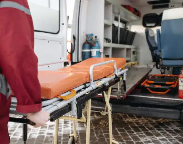 O fetiță care s-a înecat cu mâncare a fost salvată de un medic aflat la cumpărături | Demamici.ro