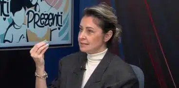 Bani pentru cadourile profesorilor? Claudia Chiru, profesoară: „Doar 3 lucruri poți oferi! Mai departe nu există niciun cadou pentru dascăli” | Demamici.ro